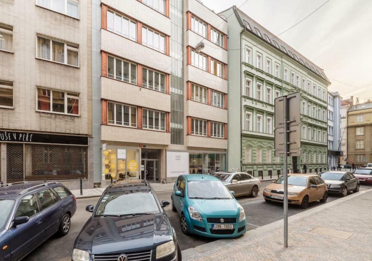 Central Prague Crown Apartments Luaran gambar