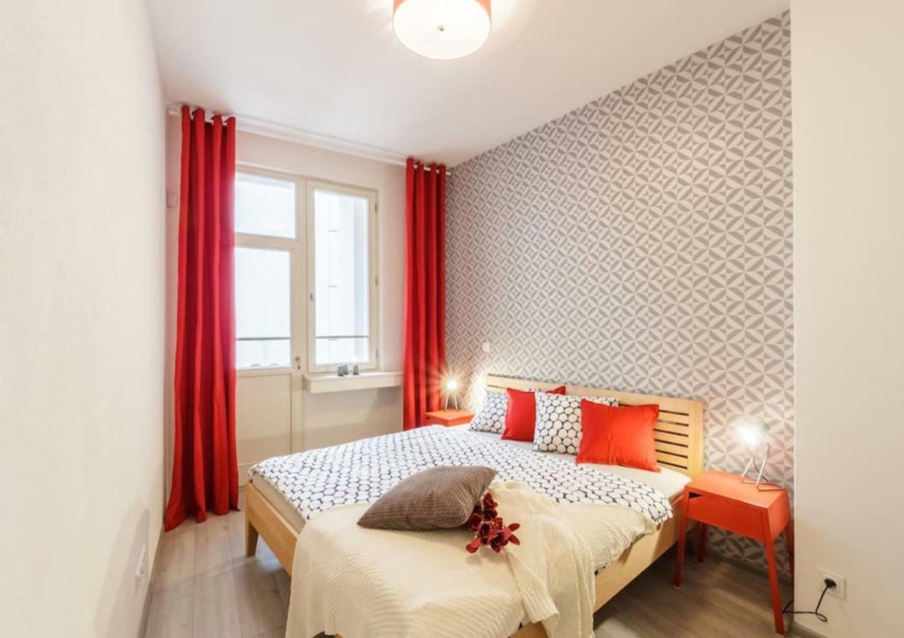 Central Prague Crown Apartments Luaran gambar