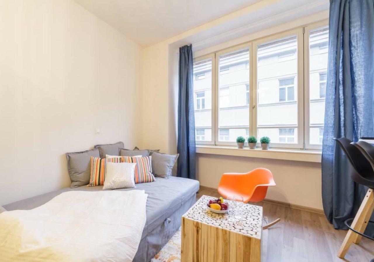 Central Prague Crown Apartments Luaran gambar